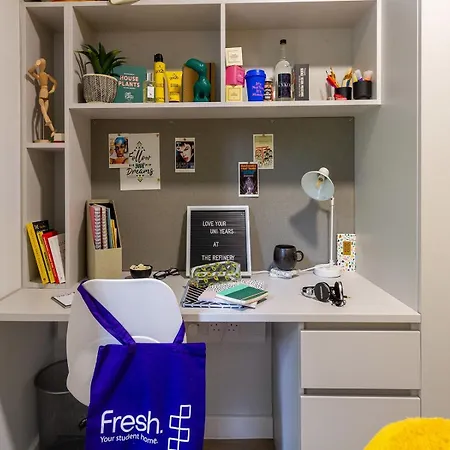 Apartment For Students Only - The Refinery In *